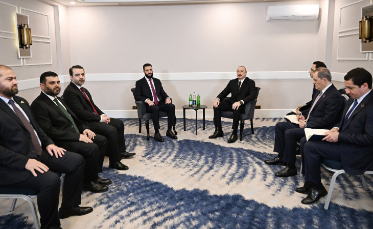 Prezident İlham Əliyevin Antalyada Suriyanın keçid dövrü Prezidenti ilə görüşü olub