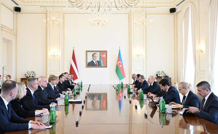 Presidents of Azerbaijan and Latvia held expanded meeting