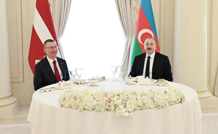Latviya Prezidentinin şərəfinə rəsmi lanç