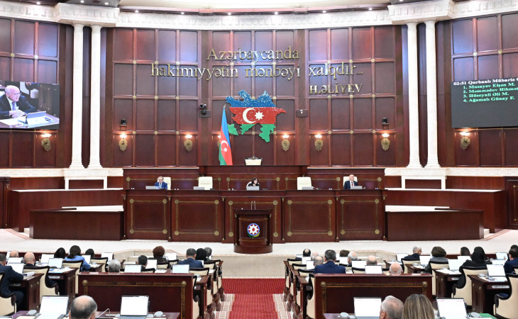 Milli Məclis 11 məsələnin müzakirəsinə başlayıb