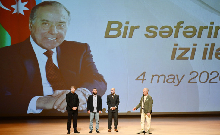 Heydər Əliyev Mərkəzində Ümummilli Lider Heydər Əliyevə həsr edilən “Bir səfərin izi ilə” filmi nümayiş olunub