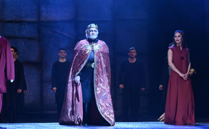 Yubiley töhfəsi: Milli Dram Teatrında “Kral Lir”in premyerası