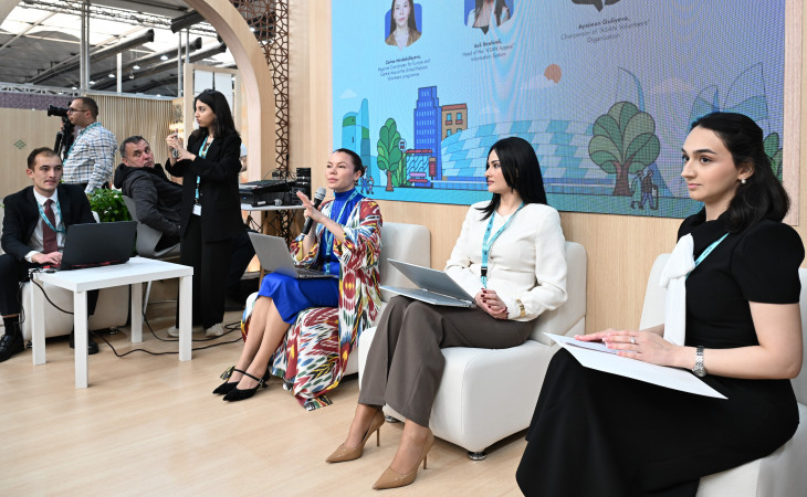 ASAN könüllüləri WUF13-də panel görüş keçiriblər