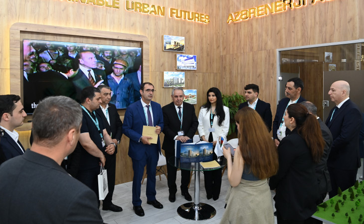 “AzərEnerji” və “Azərişıq” WUF13 çərçivəsində enerji sektoruna dair iki mühüm nəşri təqdim edib