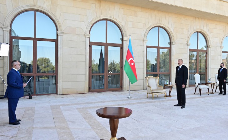 President Ilham Aliyev received credentials of incoming Greek ambassador