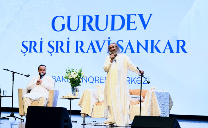 Bakıda meditasiya və daxili harmoniya mövzusunda görüş: Sri-Sri Ravi Şankarın mesajları