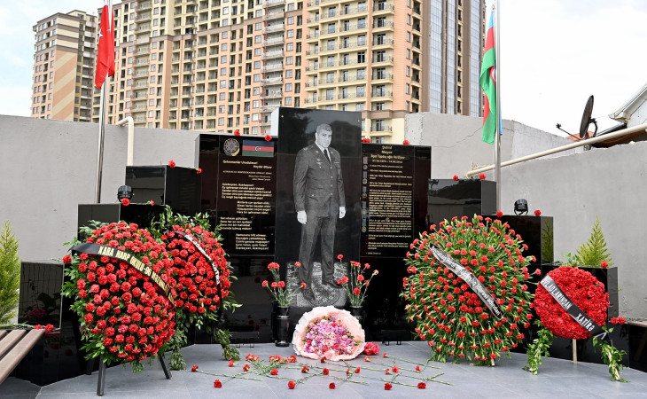 Xətai rayonunda şəhid mayor İlqar Verdiyevin şərəfinə ucaldılmış abidənin açılışı olub 