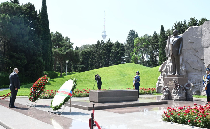 İordaniya Nümayəndələr Palatasının sədri Fəxri xiyabanı və Zəfər parkını ziyarət edib