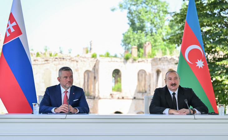 Presidents of Azerbaijan and Slovakia delivered press statements