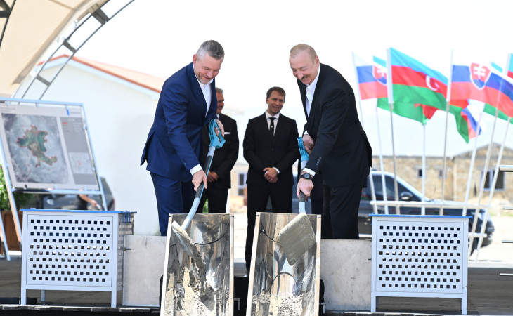 Azərbaycan və Slovakiya prezidentləri Ağdamın Baş Qərvənd kəndində görülən işlərlə tanış olublar