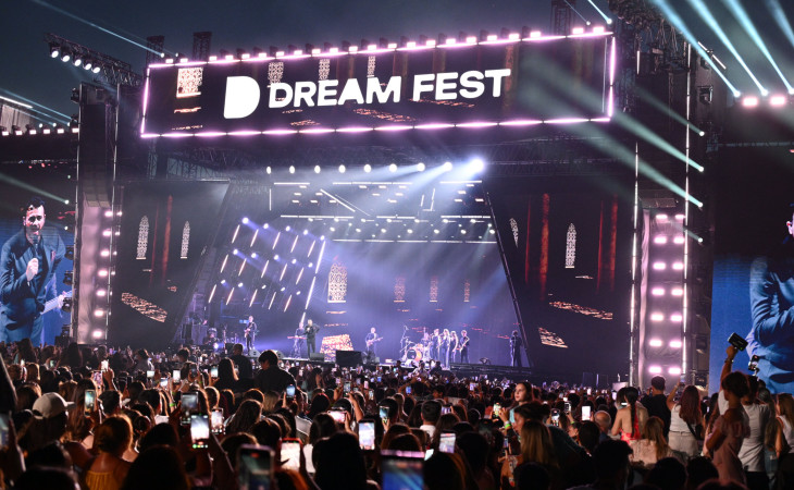 “DREAM FEST-2026” möhtəşəm konsertlə açıldı