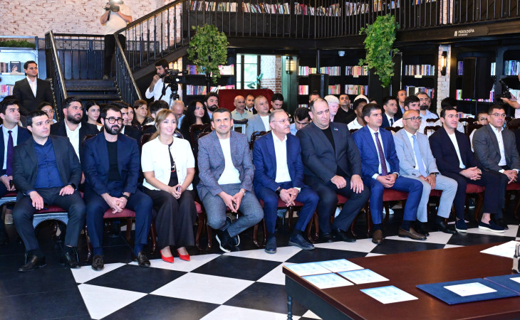 Milli Paralimpiya Komitəsinin 30 illik yubileyinə həsr olunmuş poçt markası təqdim edilib