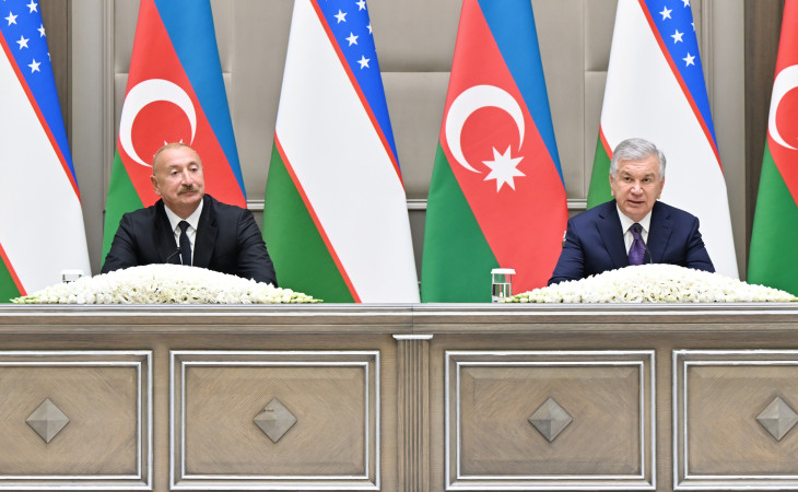 Azərbaycan və Özbəkistan prezidentləri mətbuata bəyanatlarla çıxış ediblər 