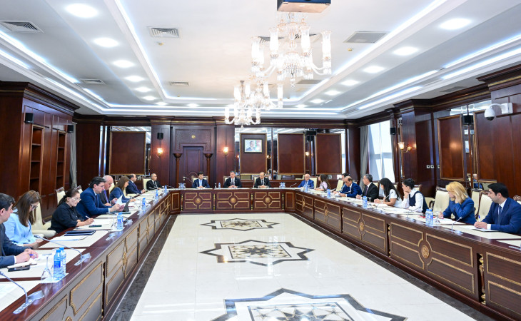 Milli Məclisin Hüquq siyasəti və dövlət quruculuğu komitəsinin payız sessiyasında ilk iclası keçirilib