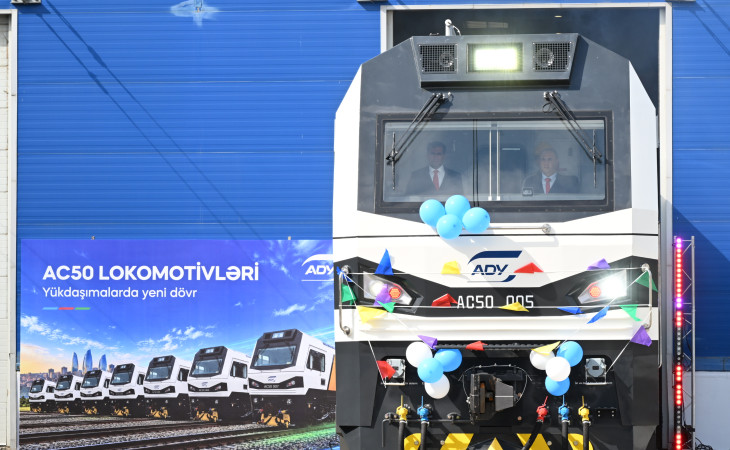 Çindən 7 yeni yük lokomotivi Bakıya gətirilib