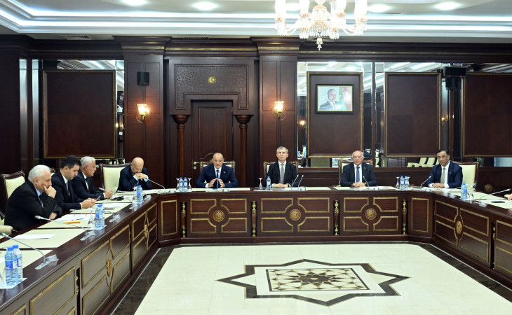 Milli Məclisin İnsan hüquqları komitəsinin payız sessiyasında ilk iclası keçirilib