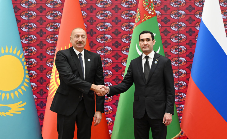 Prezident İlham Əliyev MDB Dövlət Başçıları Şurasının iclasında iştirak etmək üçün “Avaza” Kompleksinə gəlib