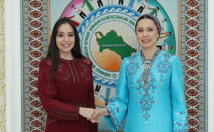 Leyla Aliyeva meets with Oguljahan Atabayeva in Arkadag
