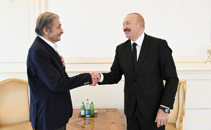 Prezident İlham Əliyev Fərhad Xəlilova “İstiqlal” ordenini təqdim edib