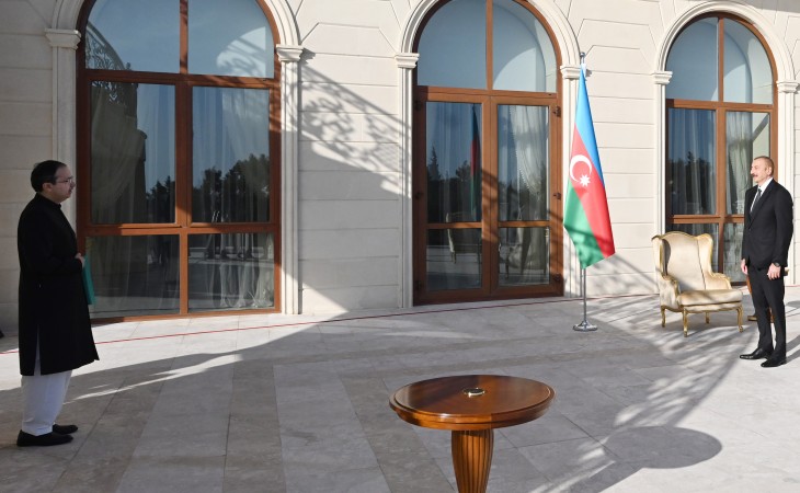 Prezident İlham Əliyev: Əgər beynəlxalq ictimaiyyət ağılsız diktatoru dayandıra bilmirsə, Azərbaycan onları dayandıracaq