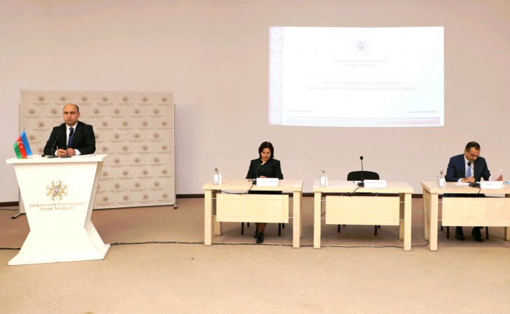 Respublika üzrə 2 mindən çox məktəbdə ənənəvi təhsil tətbiq olunur