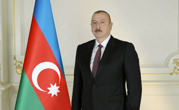 Президенту пишут: Сегодня каждый гражданин Азербайджана, тесно сплотившись вокруг Вас, демонстрирует еще более сильное единство