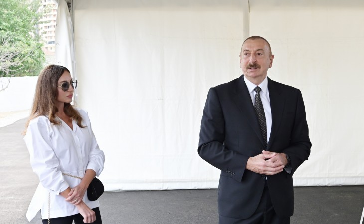 President Ilham Aliyev and First Vice-President Mehriban Aliyeva donate their monthly salary to Armed Forces Relief Fund