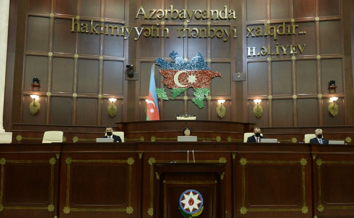 Milli Məclisin sədri: Azərbaycan xalqı 30 ildən bəri gözlədiyi böyük Qələbənin sevincini yaşayır