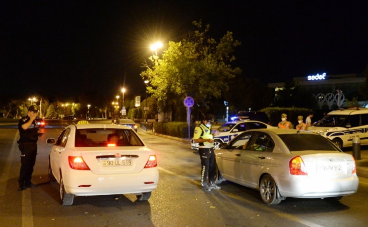 Polis sərtləşdirilmiş xüsusi karantin rejiminin tələblərinin icrasına nəzarəti davam etdirir
