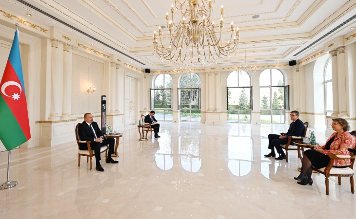 President Ilham Aliyev received credentials of incoming Dutch ambassador