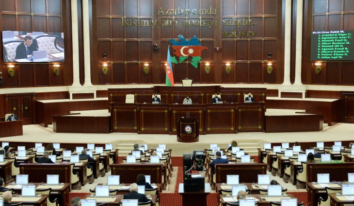 Milli Məclisdə Fransa Senatının qərəzli qətnaməsinə etiraz bəyanatı qəbul edilib