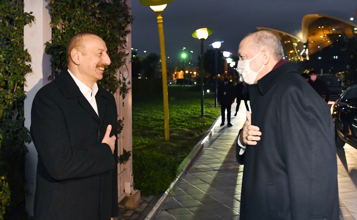 Azerbaijani President Ilham Aliyev and Turkish President Recep Tayyip Erdogan dined together