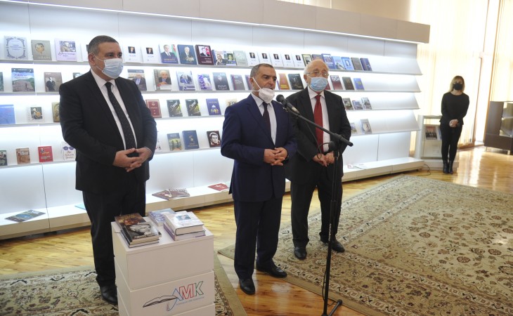 Milli Kitabxanada işğaldan azad olunan bölgələrdəki kitabxanaların fondu üçün kitabtoplama kampaniyasının təqdimatı keçirilib