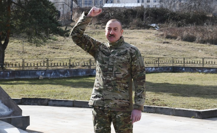 Президент Ильхам Алиев: Всем семьям шехидов государство предоставит квартиры, дома