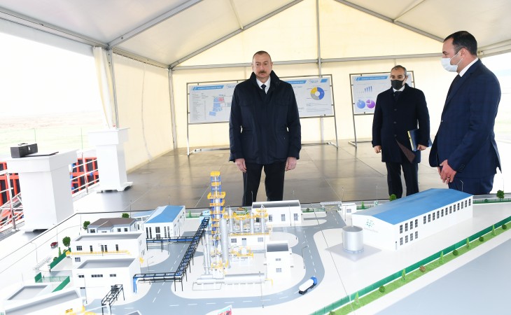 President Ilham Aliyev attended groundbreaking ceremony for two plants in Sumgayit Chemical Industry Park and inaugurated sheet glass factory