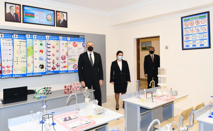 President Ilham Aliyev viewed conditions created at newly-reconstructed schools in Sabunchu and Surakhani districts