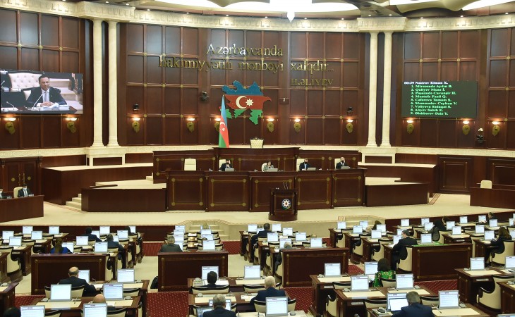 Milli Məclisin növbəti plenar iclası keçirilib