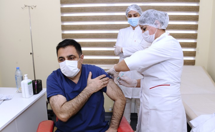 Bu gündən Azərbaycanda hərbi qulluqçuların koronavirus əleyhinə vaksinasiyasına başlanılıb