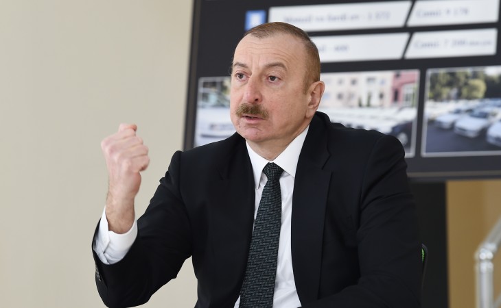 Azərbaycan Prezidenti: Əgər kimsə revanşist fikirlərlə yaşayırsa, bax, bu yumruğu görəcək
