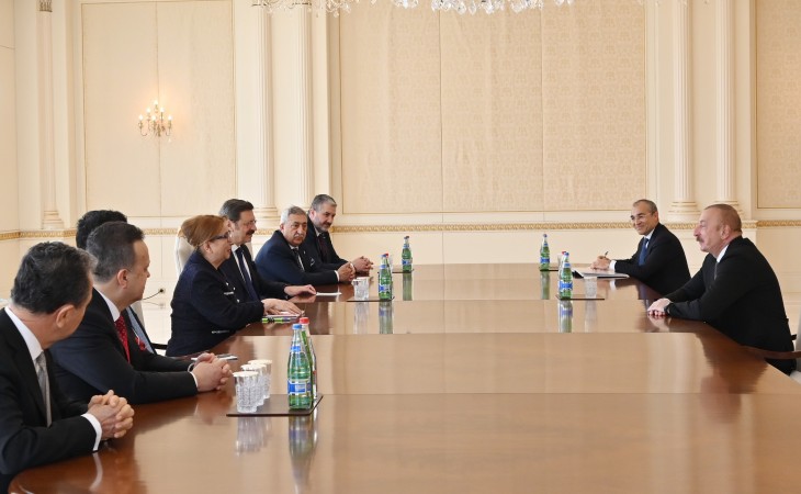 President Ilham Aliyev received delegation led by Turkish minister of trade