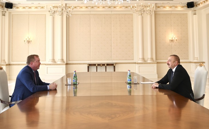 President Ilham Aliyev received president and chief executive officer of Boeing Commercial Airplanes