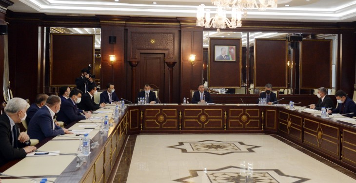 Milli Məclisin komitə iclasında 12 məsələyə baxılıb