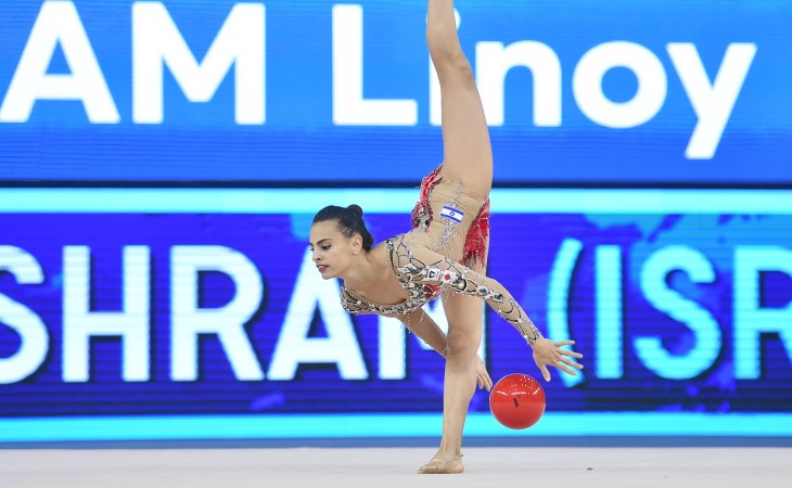 İsrailli gimnastlar dünya kubokunda top ilə yarışlarda uğurlu çıxışları ilə yadda qalıblar