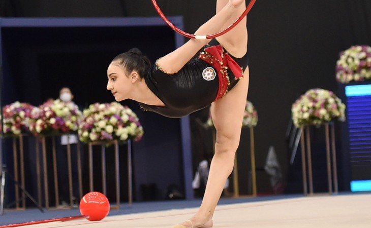 Gimnastımız Zöhrə Ağamirova dünya kubokunda halqa ilə çıxışını təqdim edib