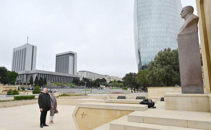 President Ilham Aliyev paid tribute to Azerbaijanis who made unparalleled contribution to victory over fascism