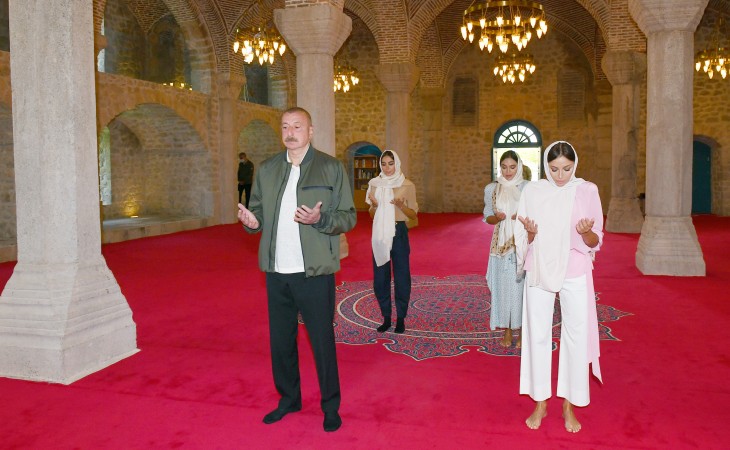 President Ilham Aliyev visited Yukhari Govharagha mosque in Shusha