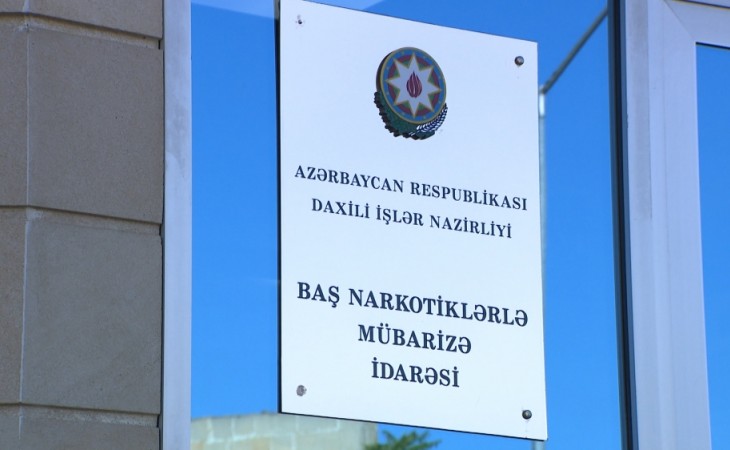 Əvvəllər məhkum olunmuş şəxsdə külli miqdarda narkotik vasitələr aşkarlanıb