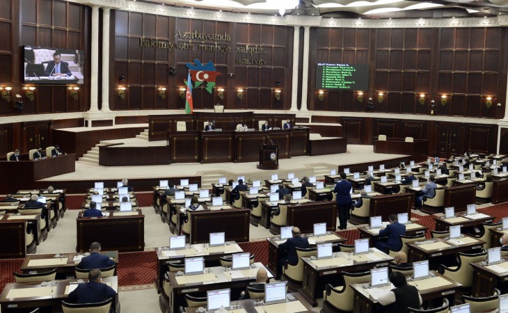 Milli Məclisin növbəti plenar iclası keçirilir