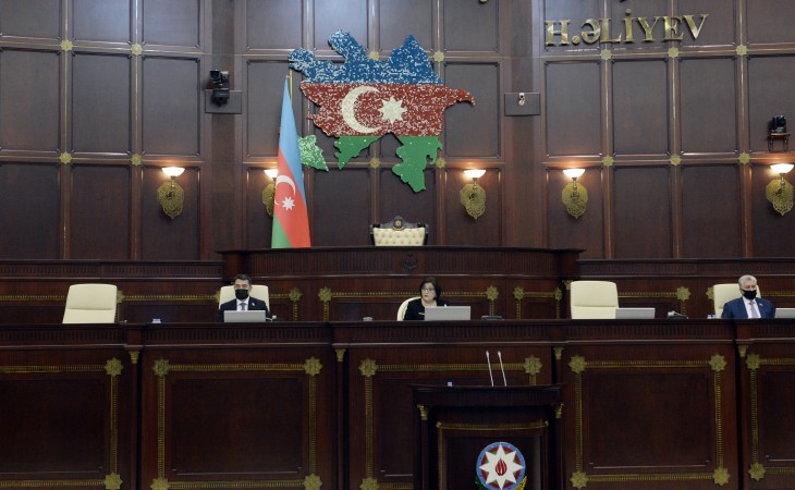 Milli Məclisin növbəti plenar iclası keçirilib