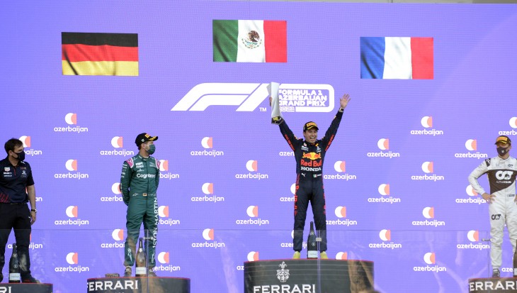 “Red Bull Racing Honda” komandasının pilotu Serxio Peres Formula 1 Azərbaycan Qran-Prisinin qalibi olub